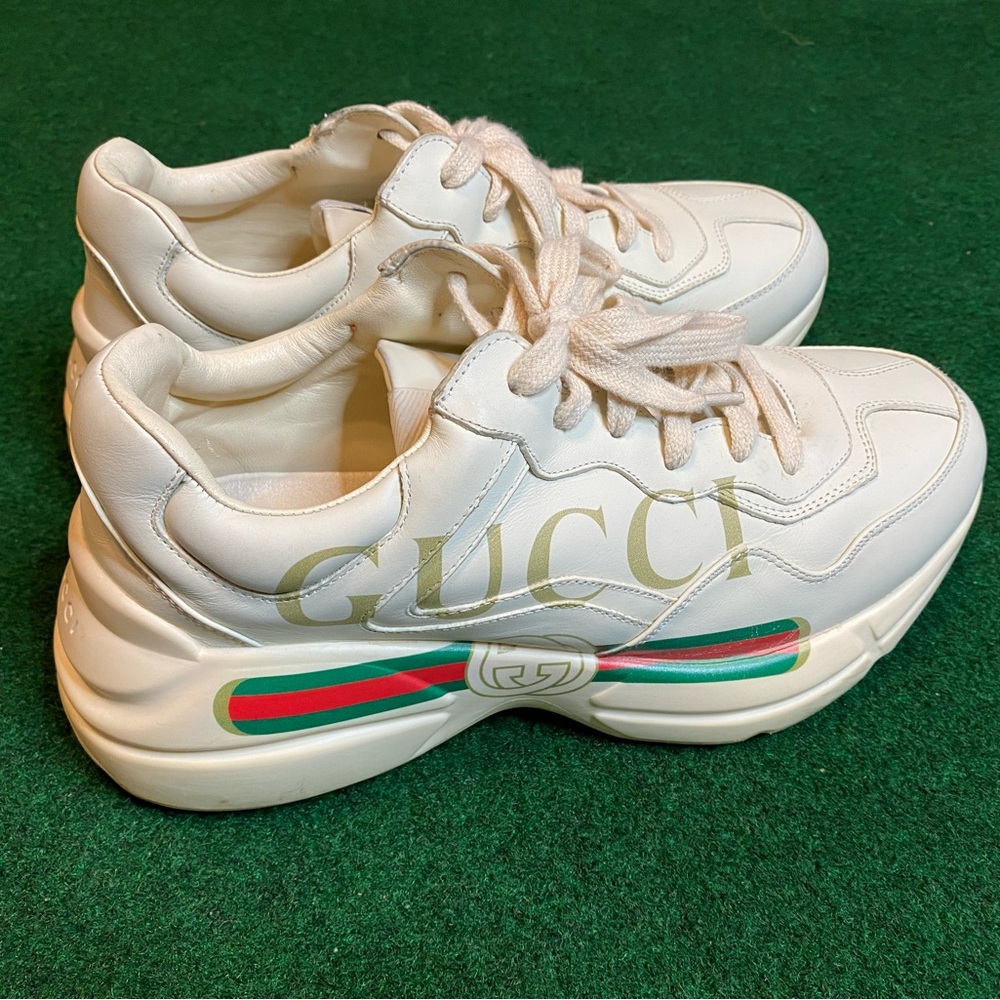 Men's Rhyton Gucci logo leather sneaker